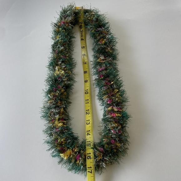 Hand Made Green Yellow Eyelash Yarn Lei Class of 2023 Graduation Celebration - Picture 9 of 10